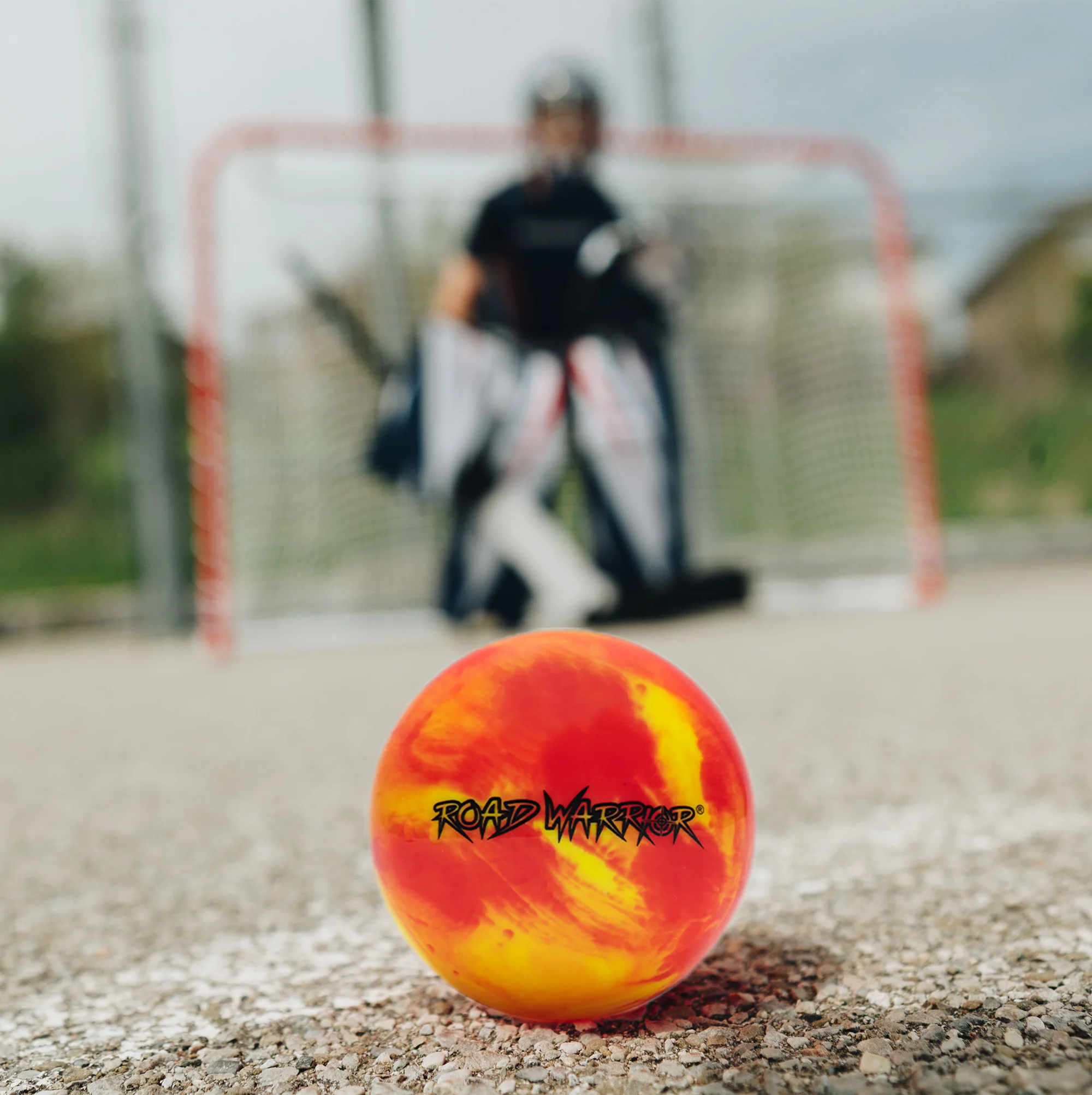 15 Pack Bucket of Street Hockey Balls (Extreme Colors) - Image 6